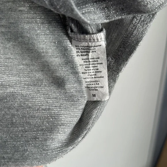 Gray with Sparkles Cropped Peloton Tank M - Picture 4 of 5